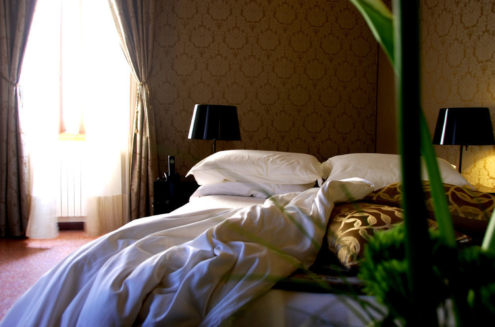 Avogaria 5 Rooms Venetië Buitenkant foto
